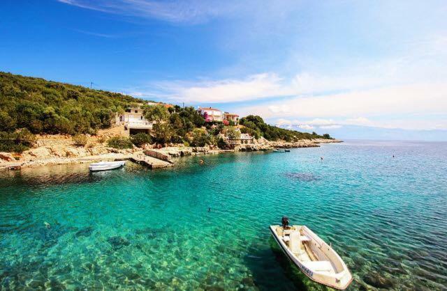 Faros Oasis Apartment Gdinj Exterior photo